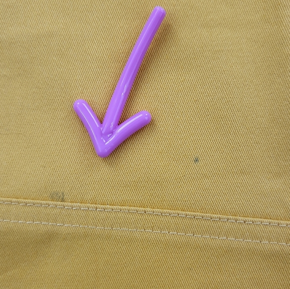 205 Collins Overalls Skirt Size Small Yellow NWT **Flaw*** see description - Picture 9 of 10